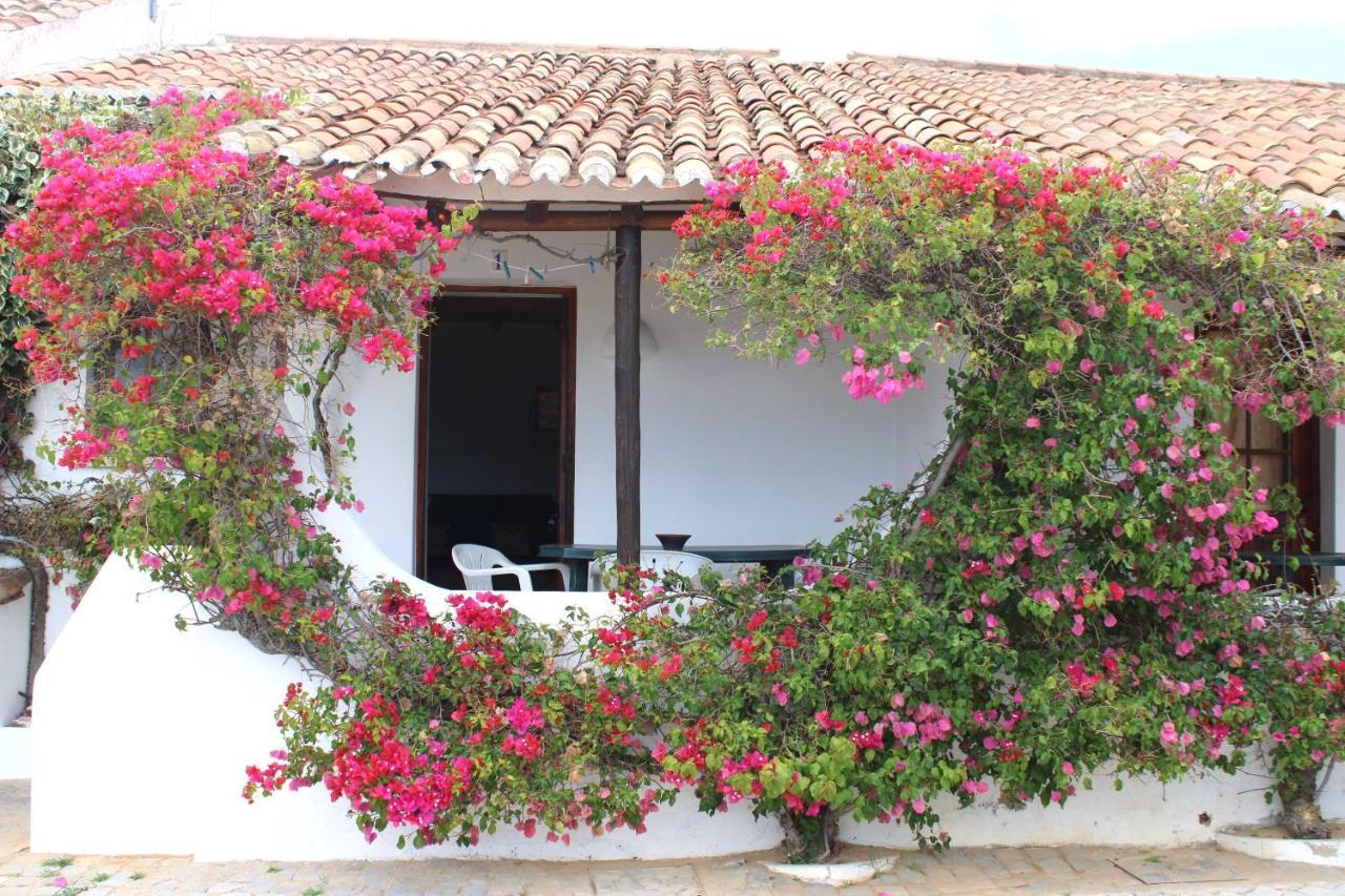 Quinta Do Lagar - By Portugalferias Guest House อัลบูเฟรา ภายนอก รูปภาพ
