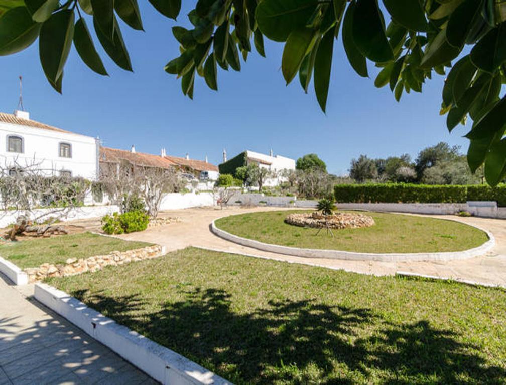 Quinta Do Lagar - By Portugalferias Guest House อัลบูเฟรา ภายนอก รูปภาพ