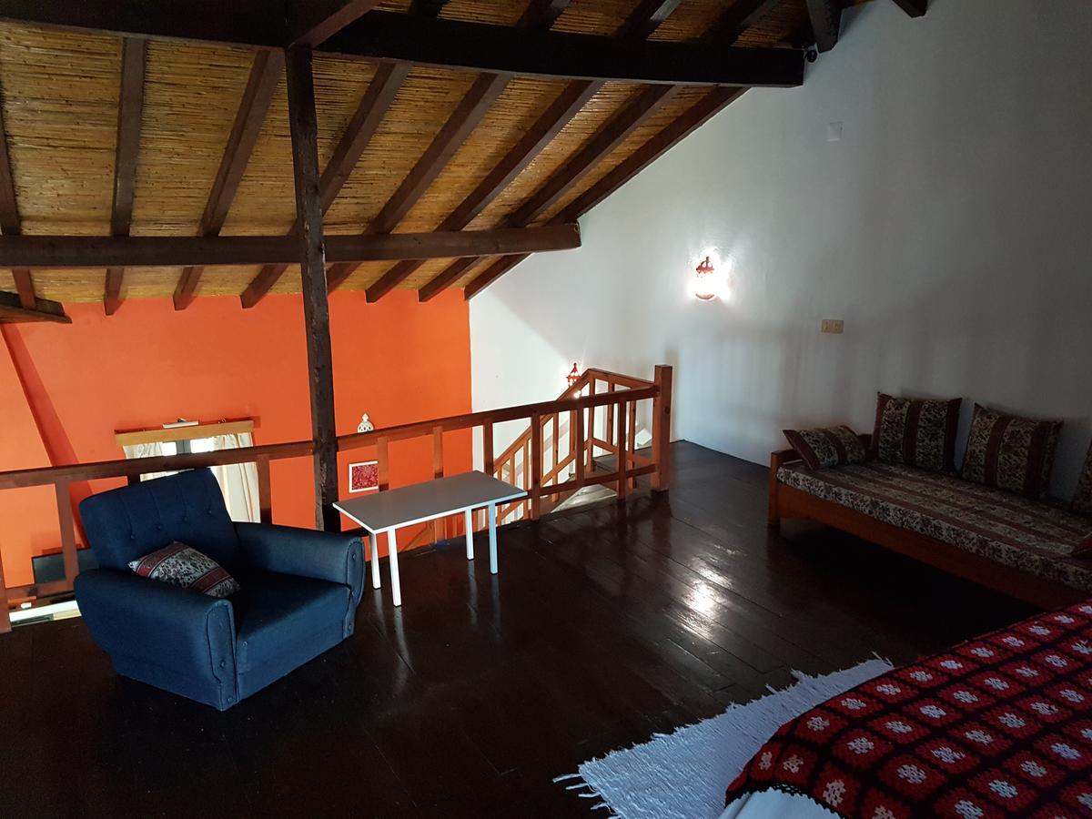 Quinta Do Lagar - By Portugalferias Guest House อัลบูเฟรา ภายนอก รูปภาพ
