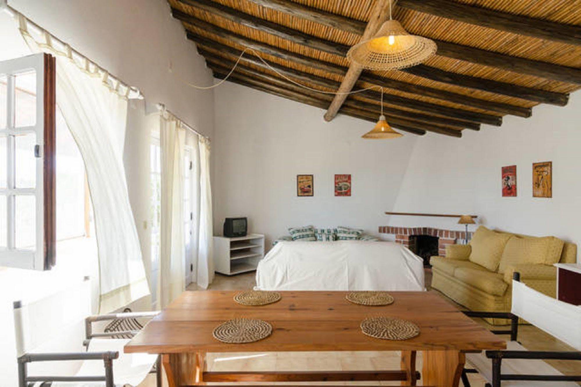 Quinta Do Lagar - By Portugalferias Guest House อัลบูเฟรา ภายนอก รูปภาพ