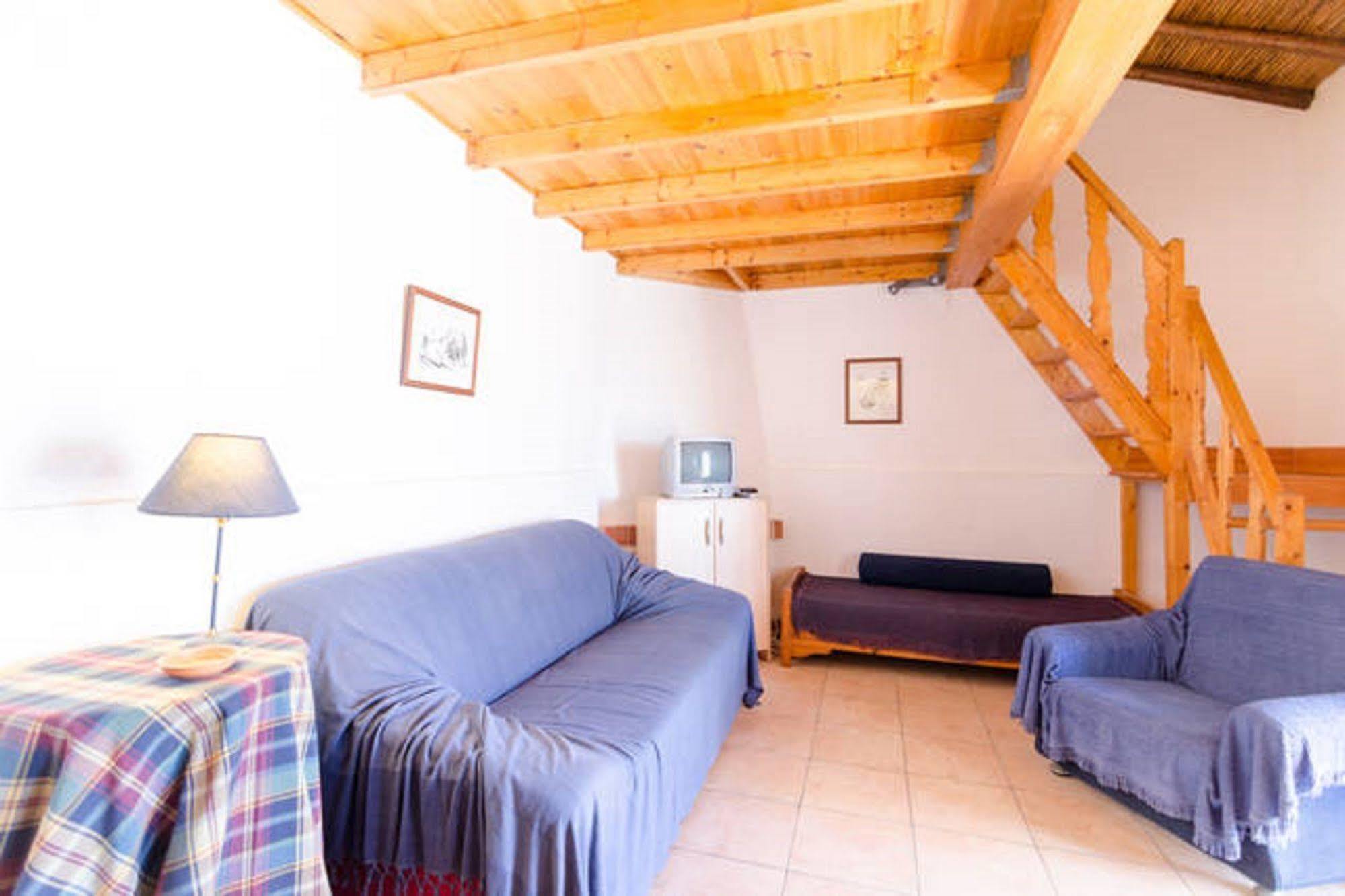 Quinta Do Lagar - By Portugalferias Guest House อัลบูเฟรา ภายนอก รูปภาพ