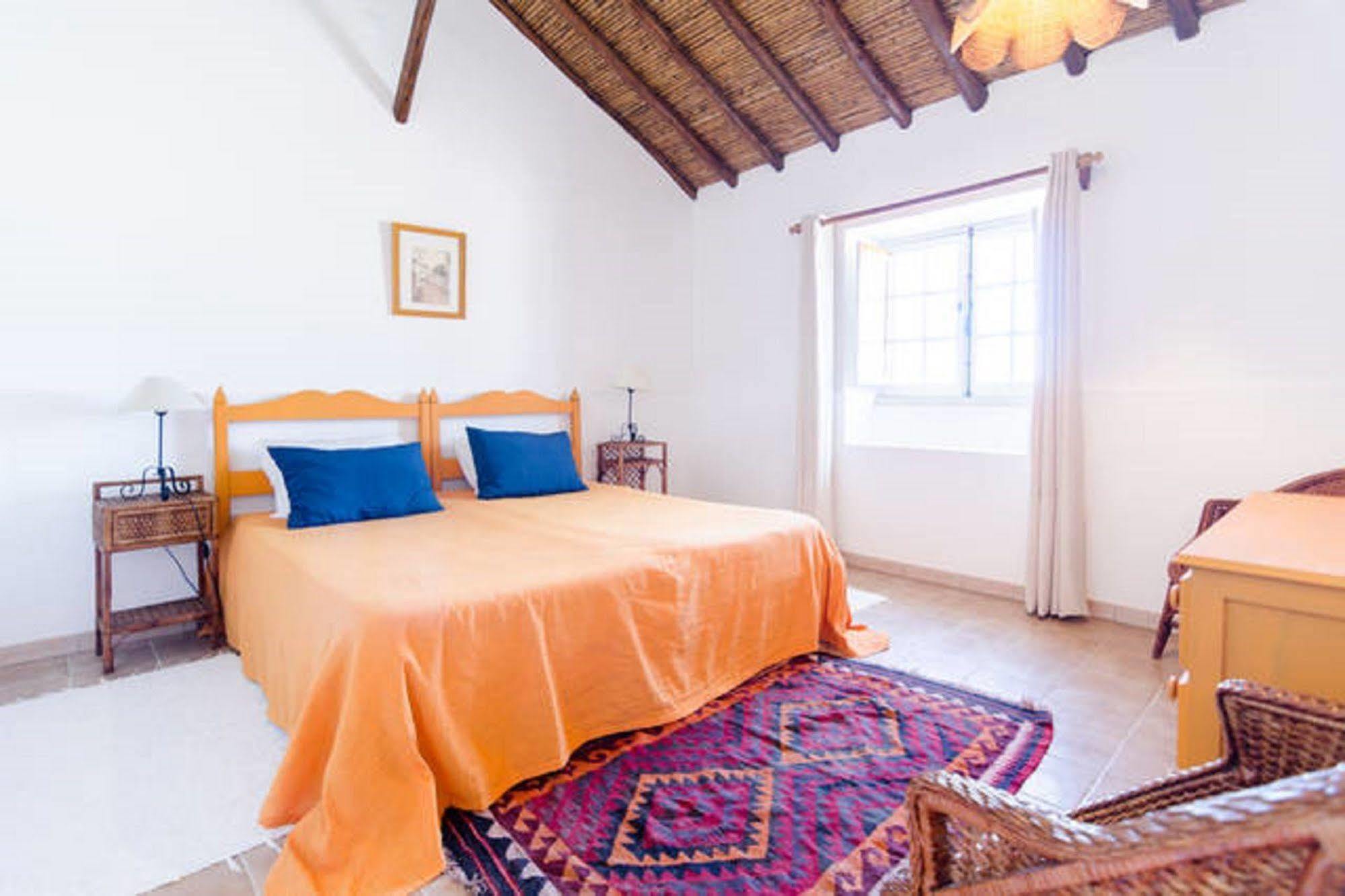 Quinta Do Lagar - By Portugalferias Guest House อัลบูเฟรา ภายนอก รูปภาพ