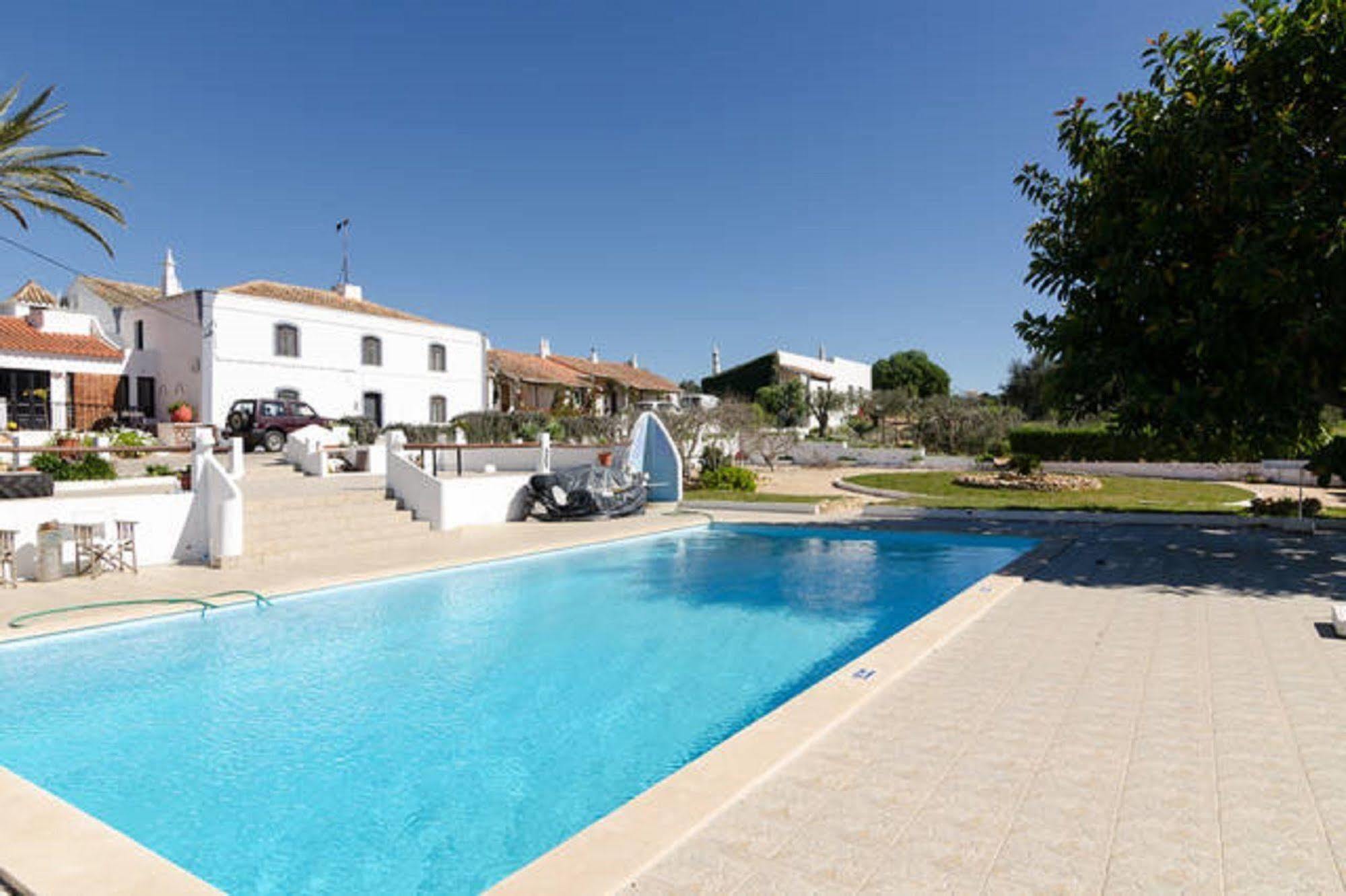 Quinta Do Lagar - By Portugalferias Guest House อัลบูเฟรา ภายนอก รูปภาพ