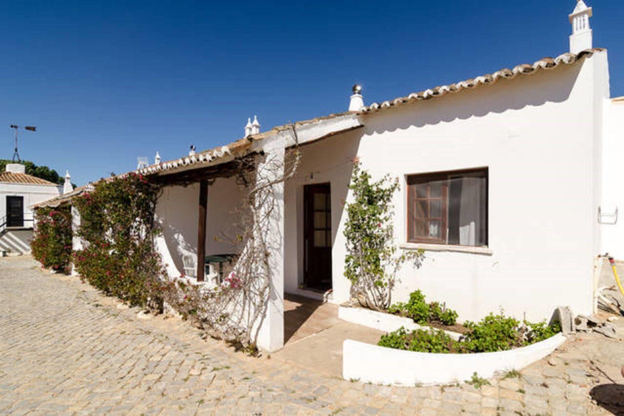 Quinta Do Lagar - By Portugalferias Guest House อัลบูเฟรา ภายนอก รูปภาพ