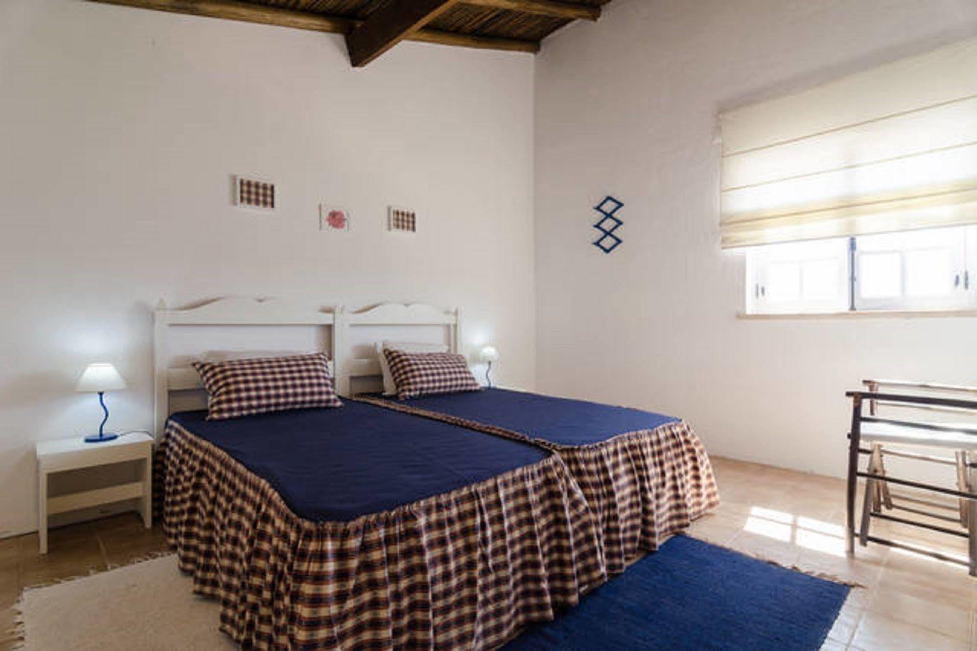 Quinta Do Lagar - By Portugalferias Guest House อัลบูเฟรา ภายนอก รูปภาพ